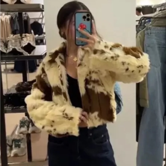 ZARA FAUX FUR ANIMAL PRINT JACKET - Picture 2 of 11